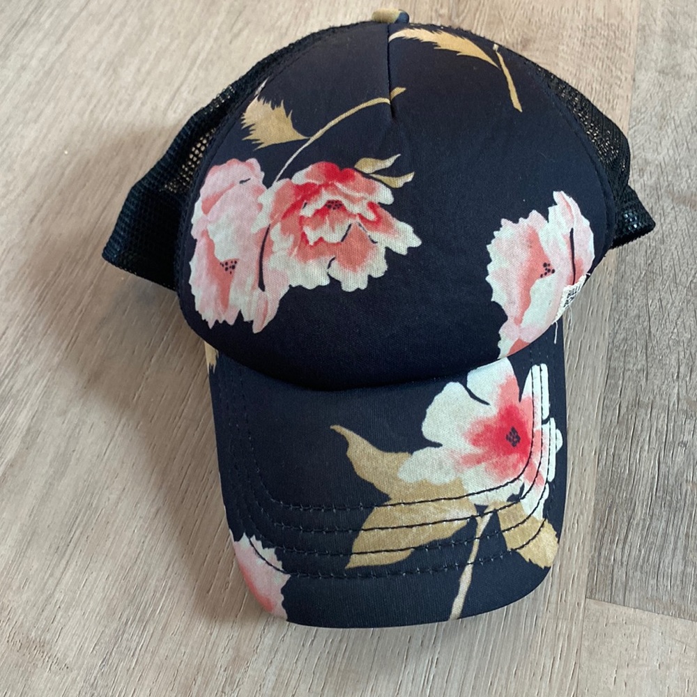 Floral billabong trucker hat